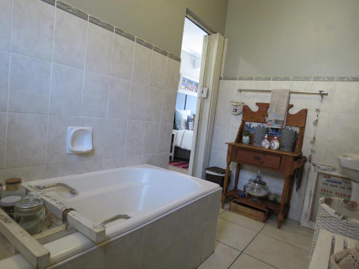 Apartamento 80 on Benade Bloemfontein Exterior foto